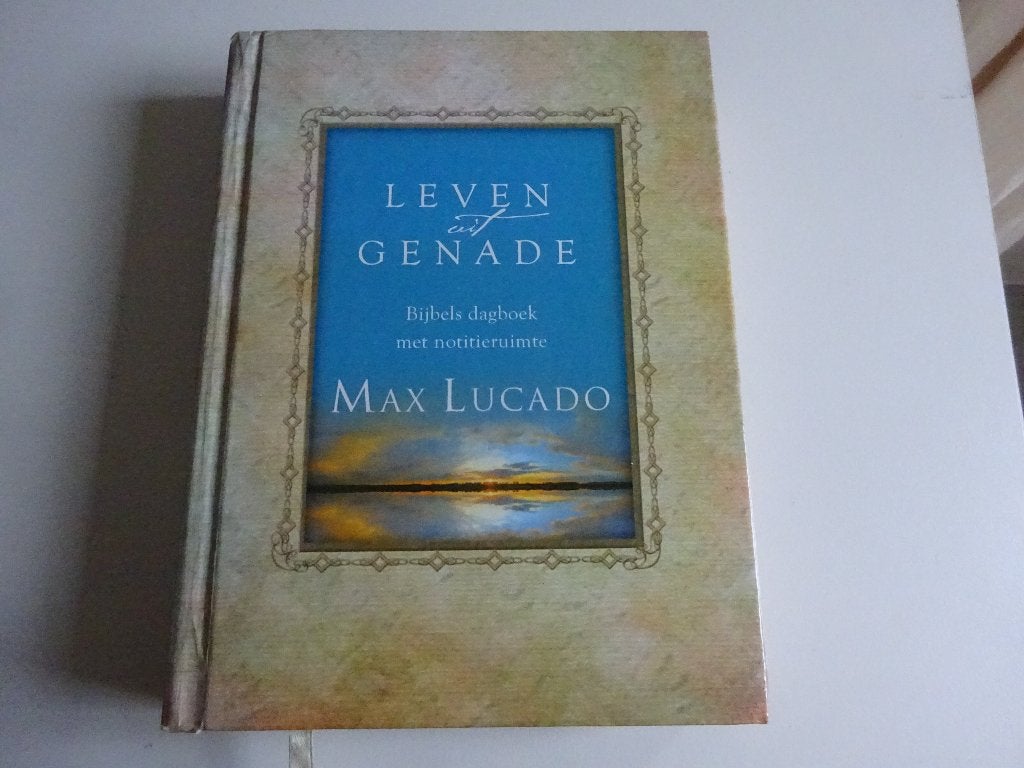 MAX LUCADO - LEVEN UIT GENADE - BIJBELS DAGBOEK, Ophalen of Verzenden, Gelezen, Christendom | Protestants