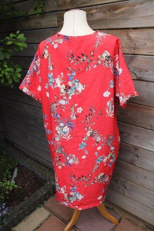 Jurk rood/ kleur Ophilia mt 4 (48/50) Vaste prijs, Maat 46/48 (XL) of groter, Ophalen of Verzenden, Zo goed als nieuw, Knielengte