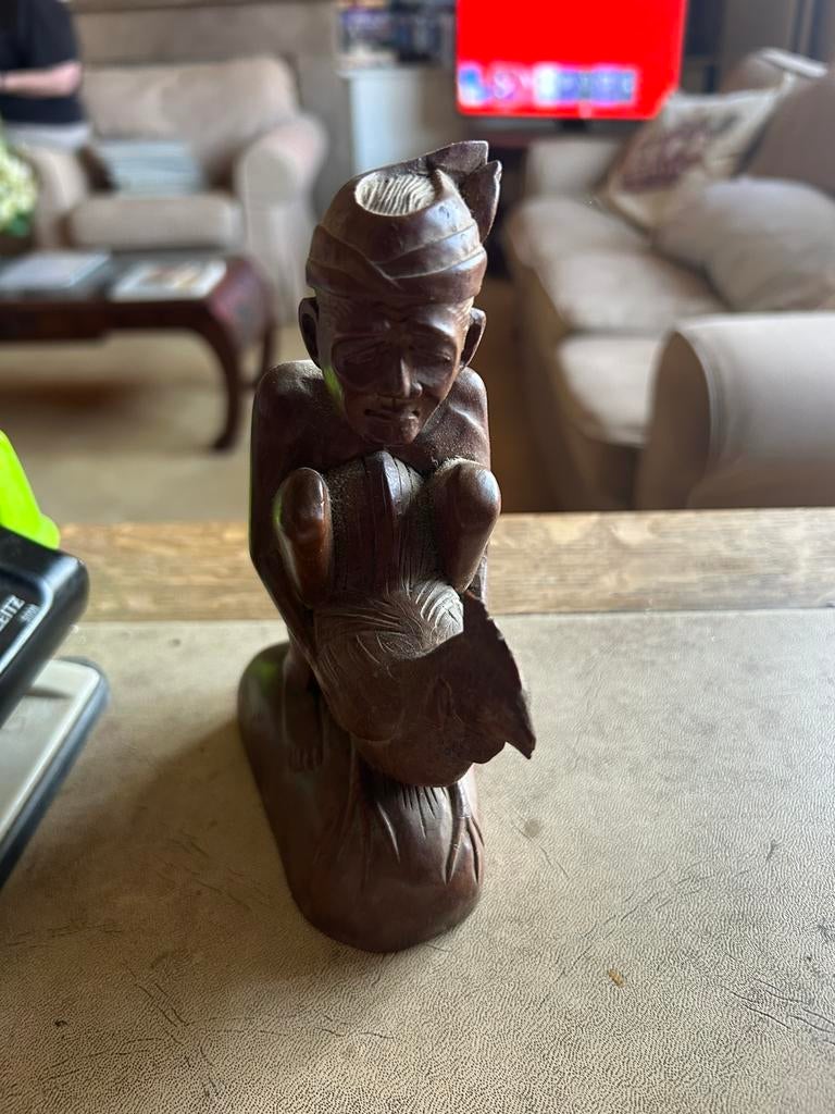 Balinese buste, Ophalen, Zo goed als nieuw