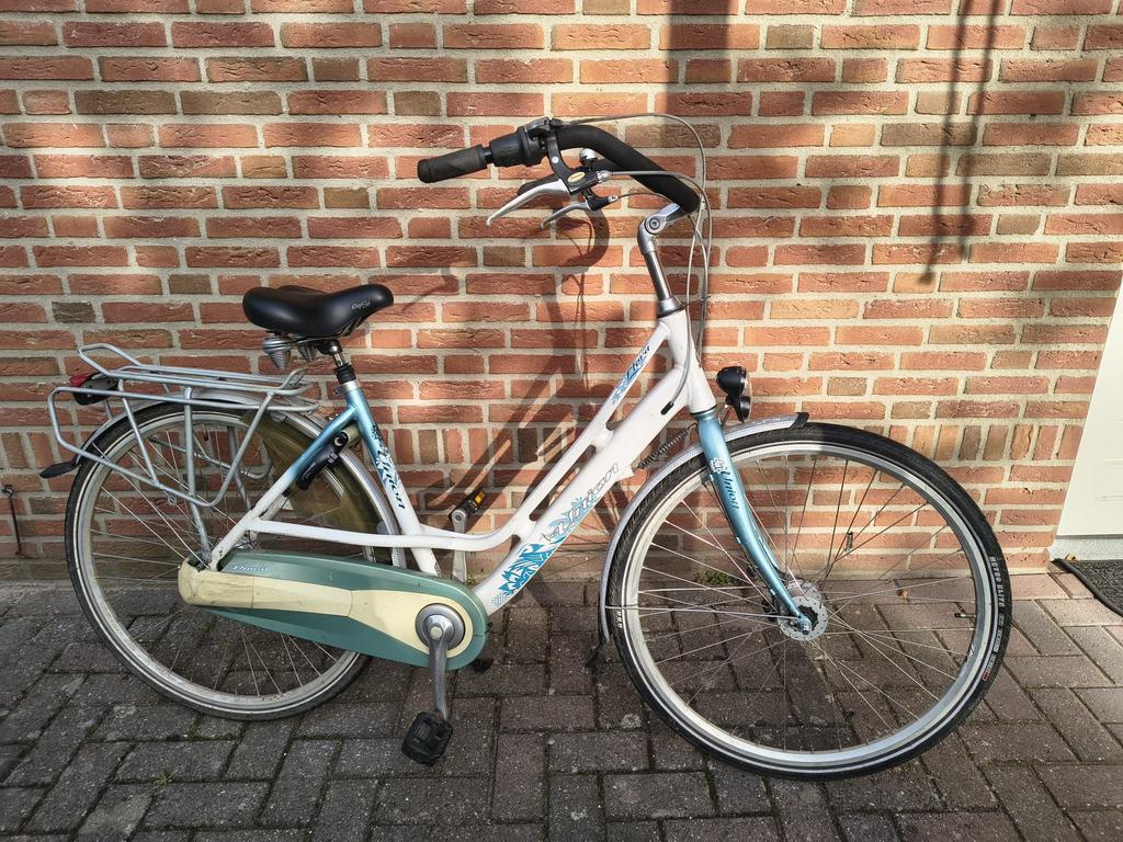 Union moederfiets 28 inch met goede banden, licht, slot, Fietsen en Brommers, Fietsen | Dames | Damesfietsen, 47 tot 50 cm, Ophalen