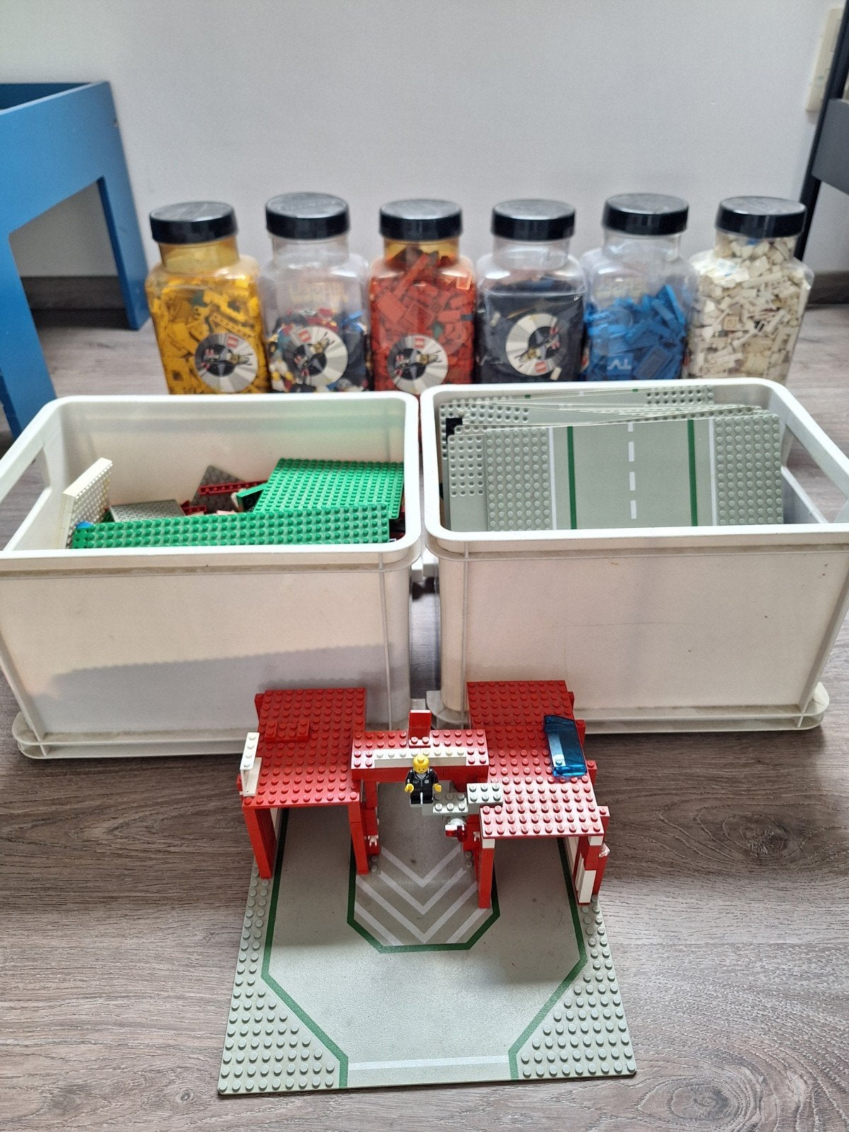 Grote partij Lego met grondplaten en gesorteerde stenen, Ophalen, Gebruikt, Lego, Meerdere sets