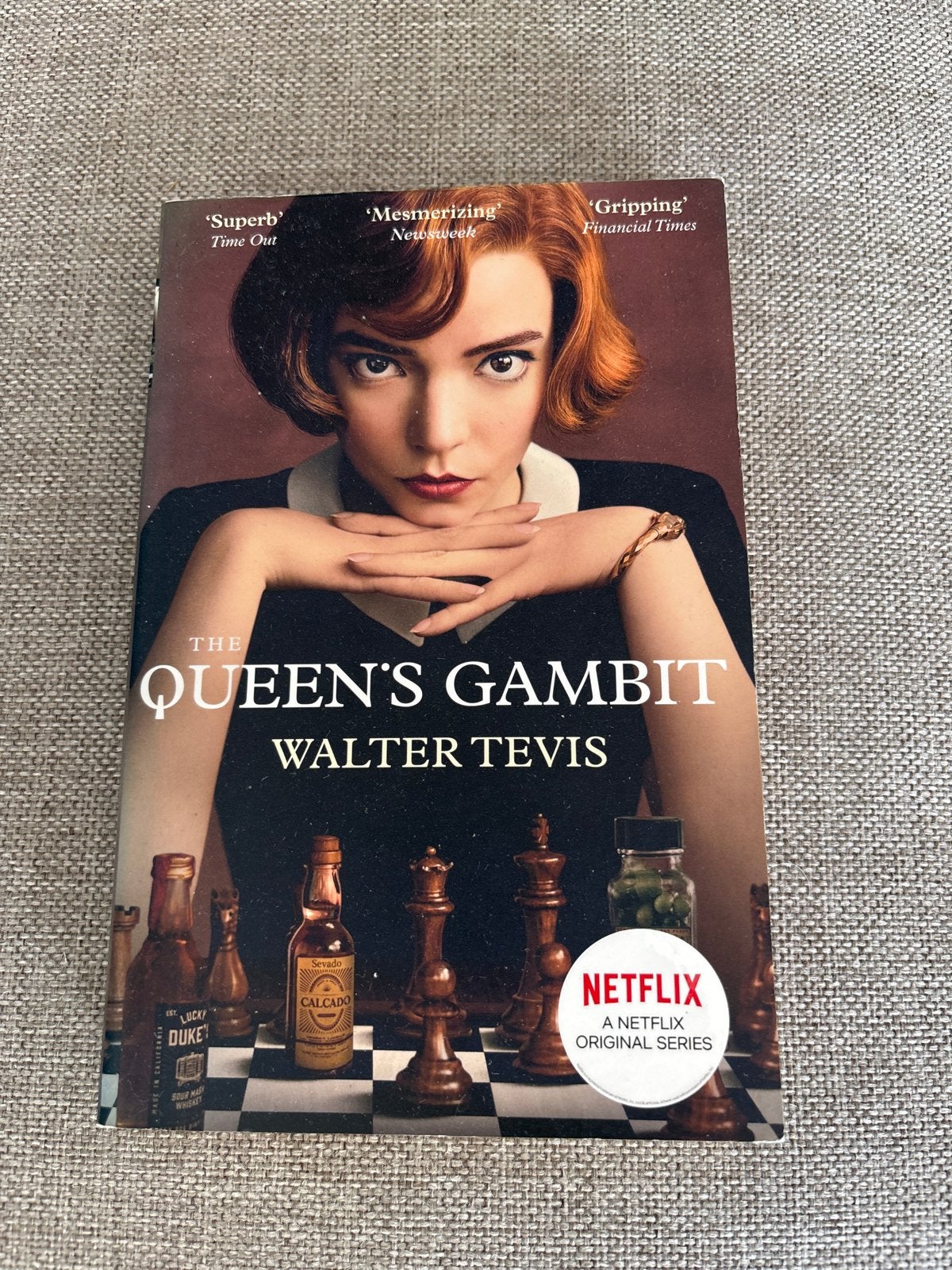 The Queen's Gambit - Walter Tevis (Netflix Original Series), Ophalen of Verzenden, Zo goed als nieuw, Nederland