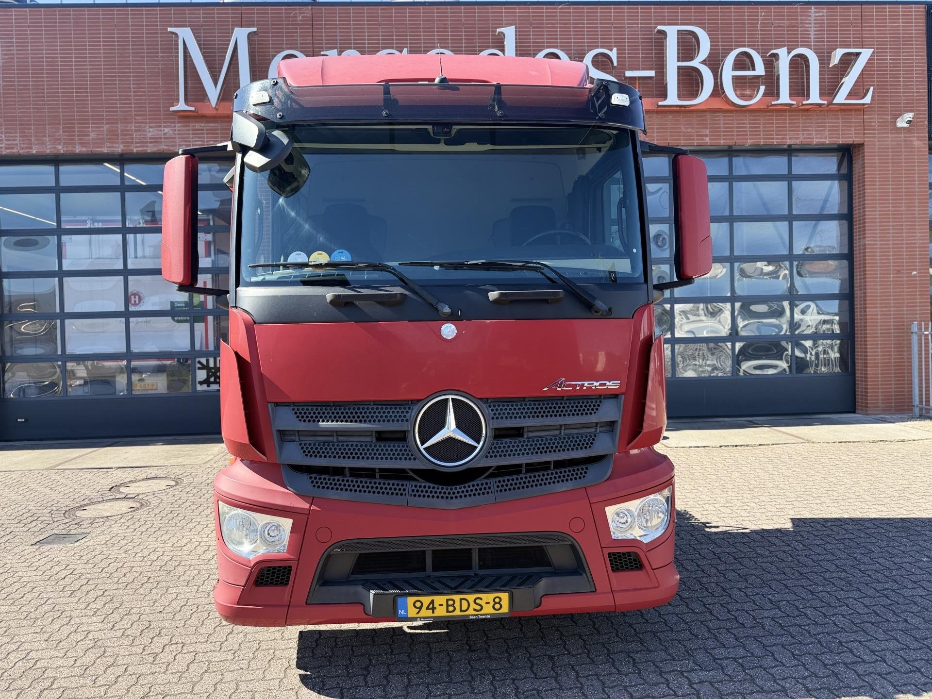 Mercedes-Benz ACTROS 1830 LS Distri-trekker / 441.500 km ! 3, Auto's, Stof, Bedrijf, Diesel, 2 stoelen
