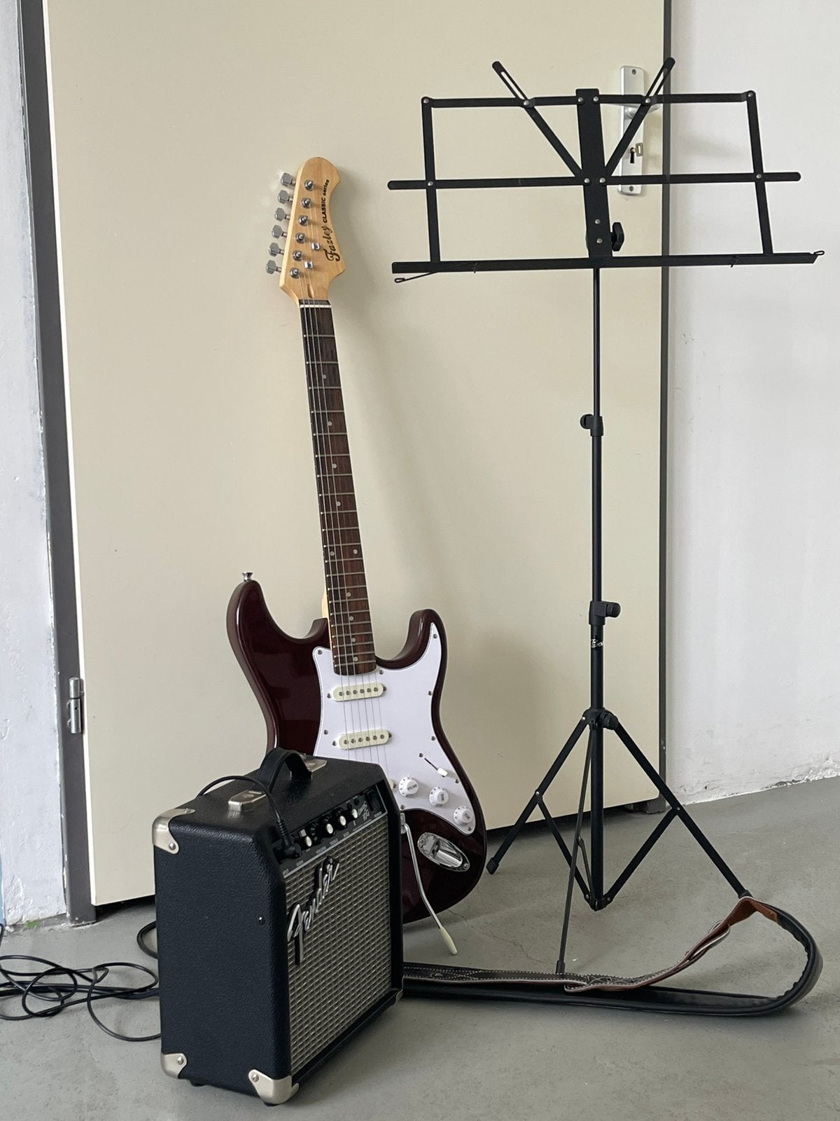 Fazley elektrische gitaar + Fender gitaarversterker, Ophalen, Gebruikt