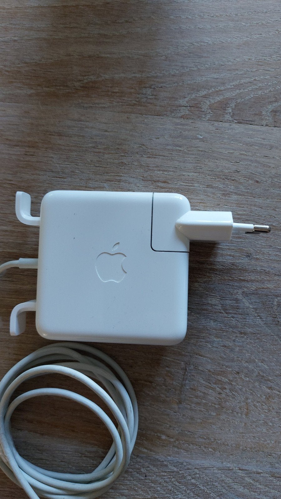 apple macbook lader, Computers en Software, Laptop-opladers, Ophalen of Verzenden, Zo goed als nieuw, Apple