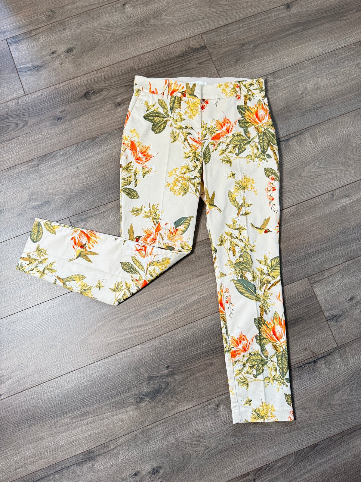 H&M pantalon met print maat 38 - katoen - vogels & bloemen, Maat 38/40 (M), H&M, Beige, Ophalen of Verzenden