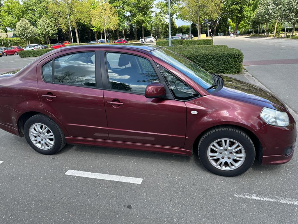 Suzuki SX4 1.6 4DRS 2008 Rood, Auto's, Suzuki, Particulier, SX4, Benzine, C, Hatchback, Handgeschakeld, Origineel Nederlands, Rood