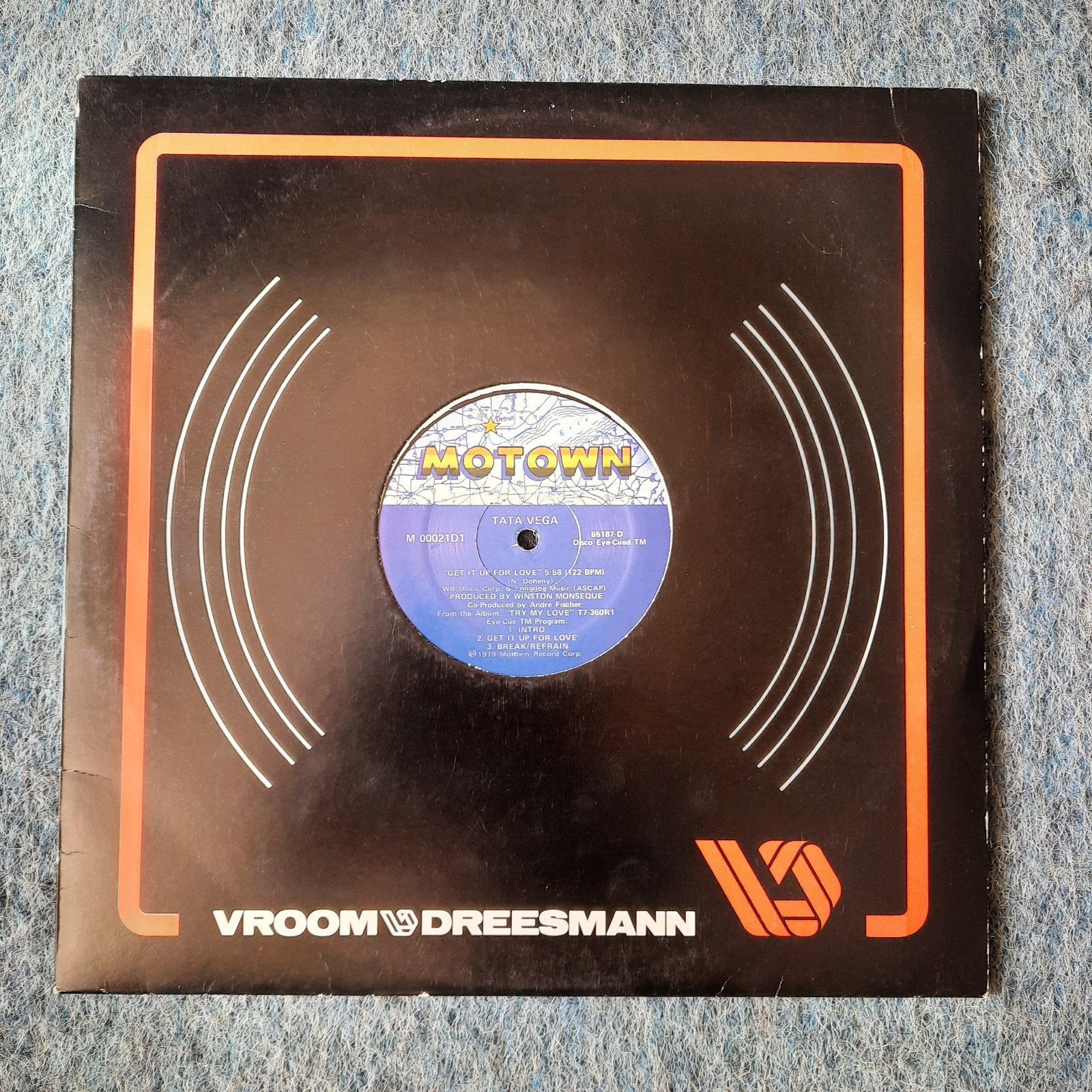 Maxi 12 inch Tata Vega - Get It Up For Love, Inclusief binnenhoes, Ophalen of Verzenden, Zo goed als nieuw, 12 inch