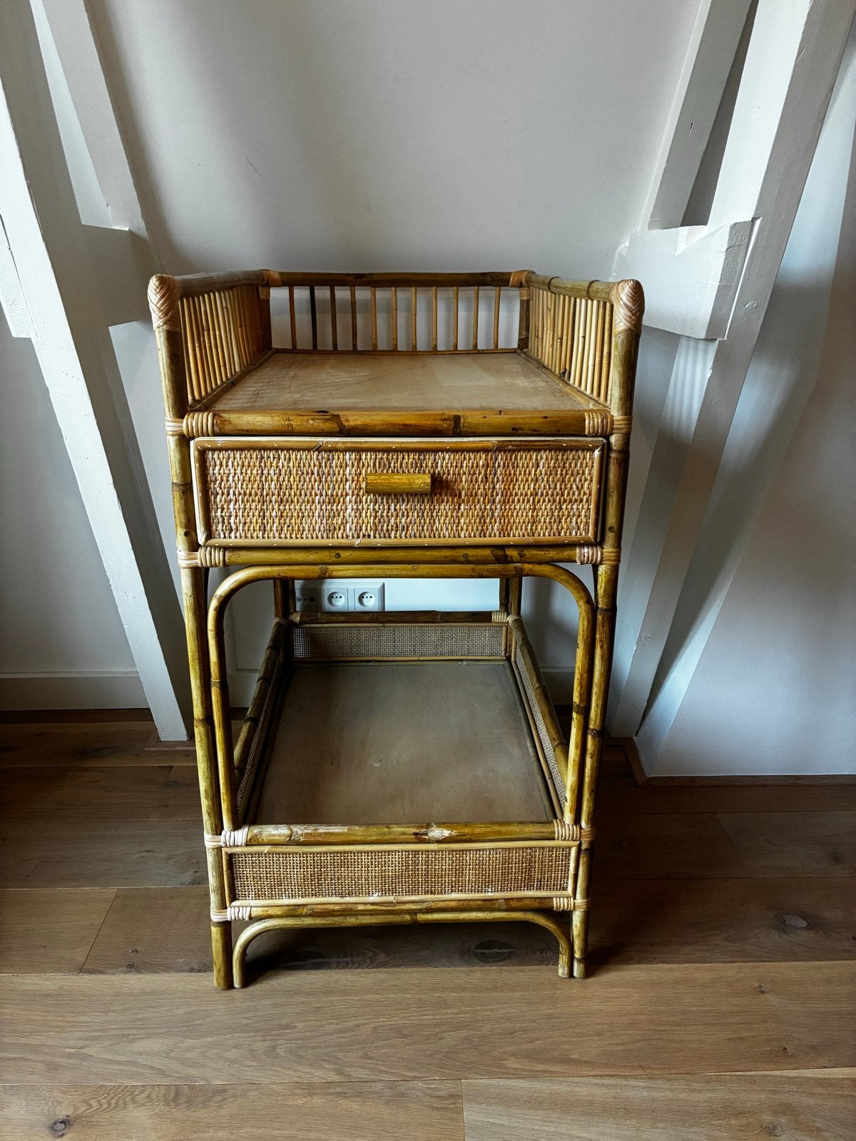 Rotan Commode - Zo goed als nieuw, Kinderen en Baby's, Minder dan 75 cm, 70 cm of meer, Ophalen of Verzenden, Zo goed als nieuw