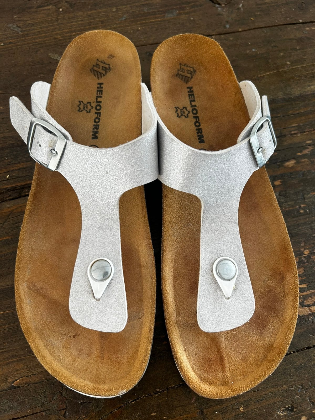 Helioform sandalen slippers maat 42 leer zilver  zomer, Ophalen of Verzenden, Zo goed als nieuw, Sandalen of Muiltjes
