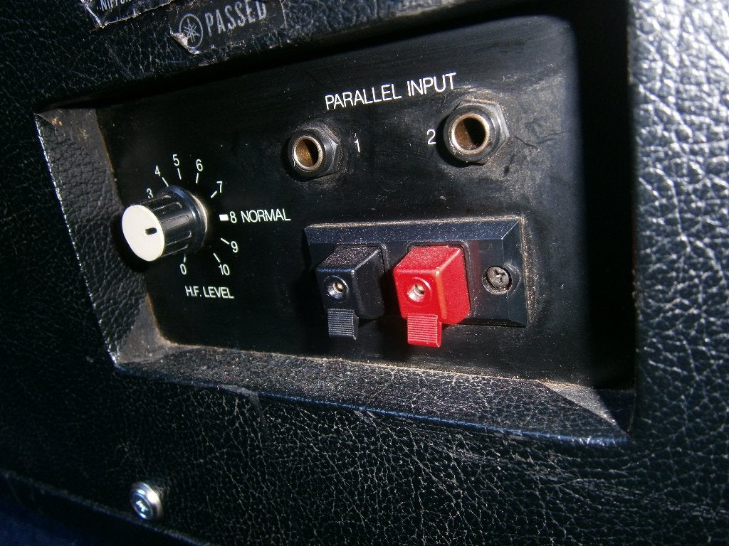 Gezocht 2 nette Yamaha S4115H luidspreker aansluitplaten, Ophalen, Zo goed als nieuw, Yamaha