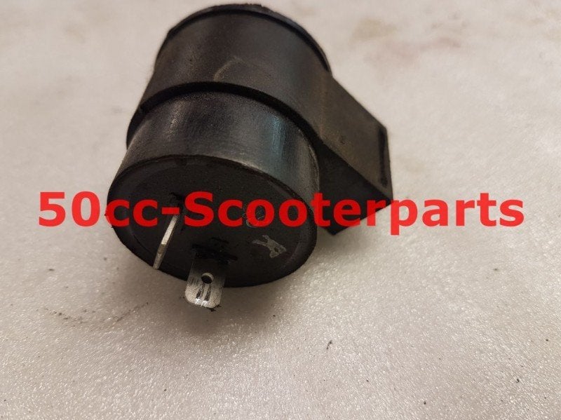Knipperlicht Relais Sym Jet Euro X 38300-T40-010 Gebruikt, Ophalen of Verzenden