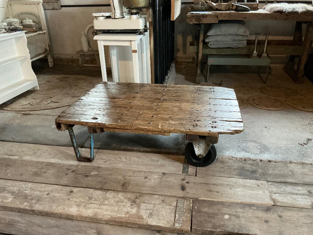 Salontafel, industrieel, Ophalen, Gebruikt, 50 tot 100 cm, Nvt