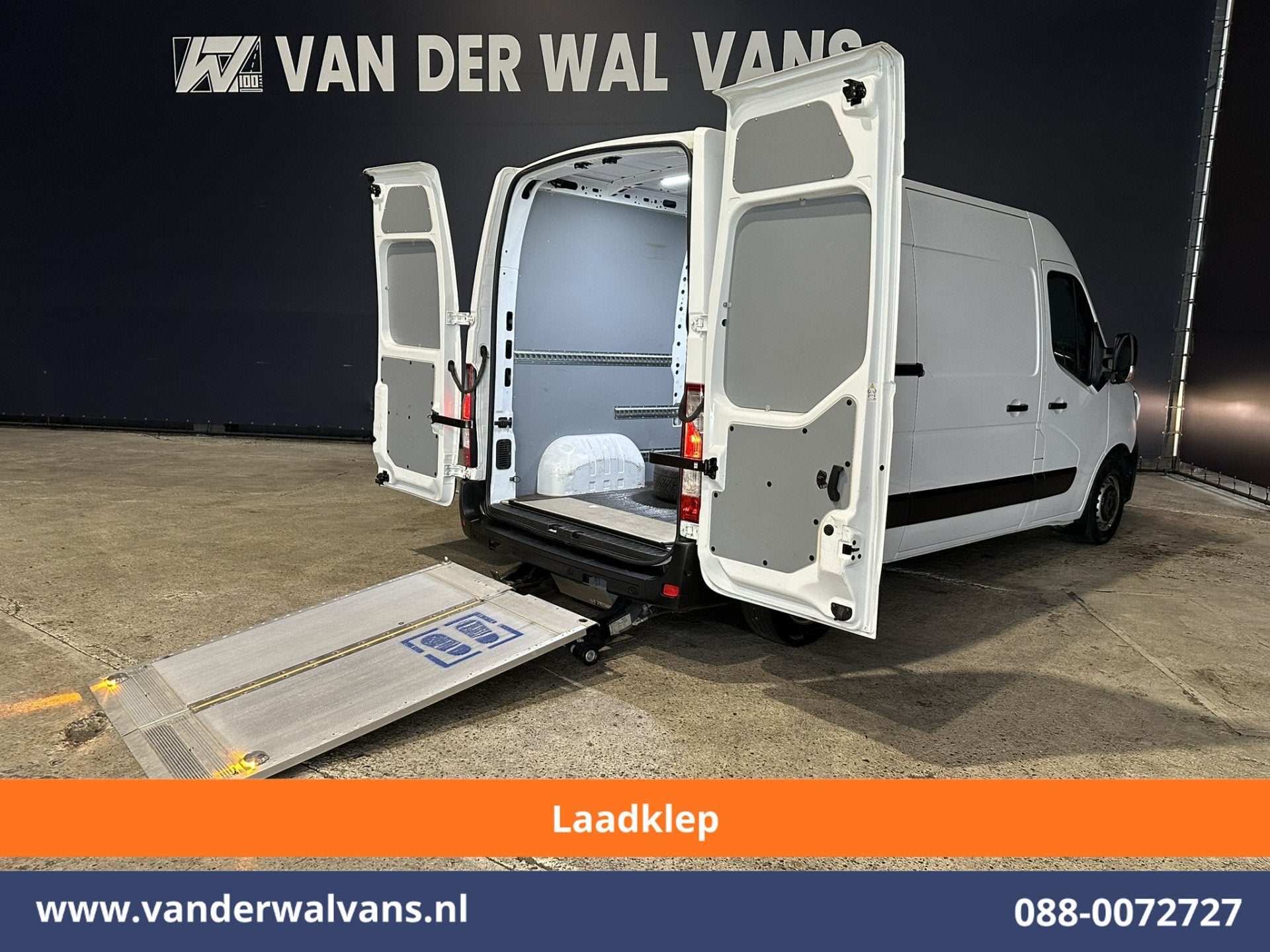 Renault Master 2.3 dCi 150pk L2H2 Euro6 Airco | Laadklep | 2, Stof, Gebruikt, 150 pk, Renault