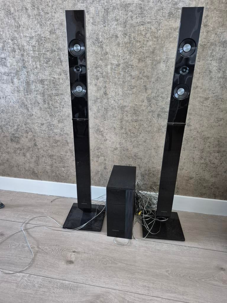 Samsung home cinema set met twee zuilspeakers en subwoofer, Ophalen, Overige merken, Blu-ray-speler