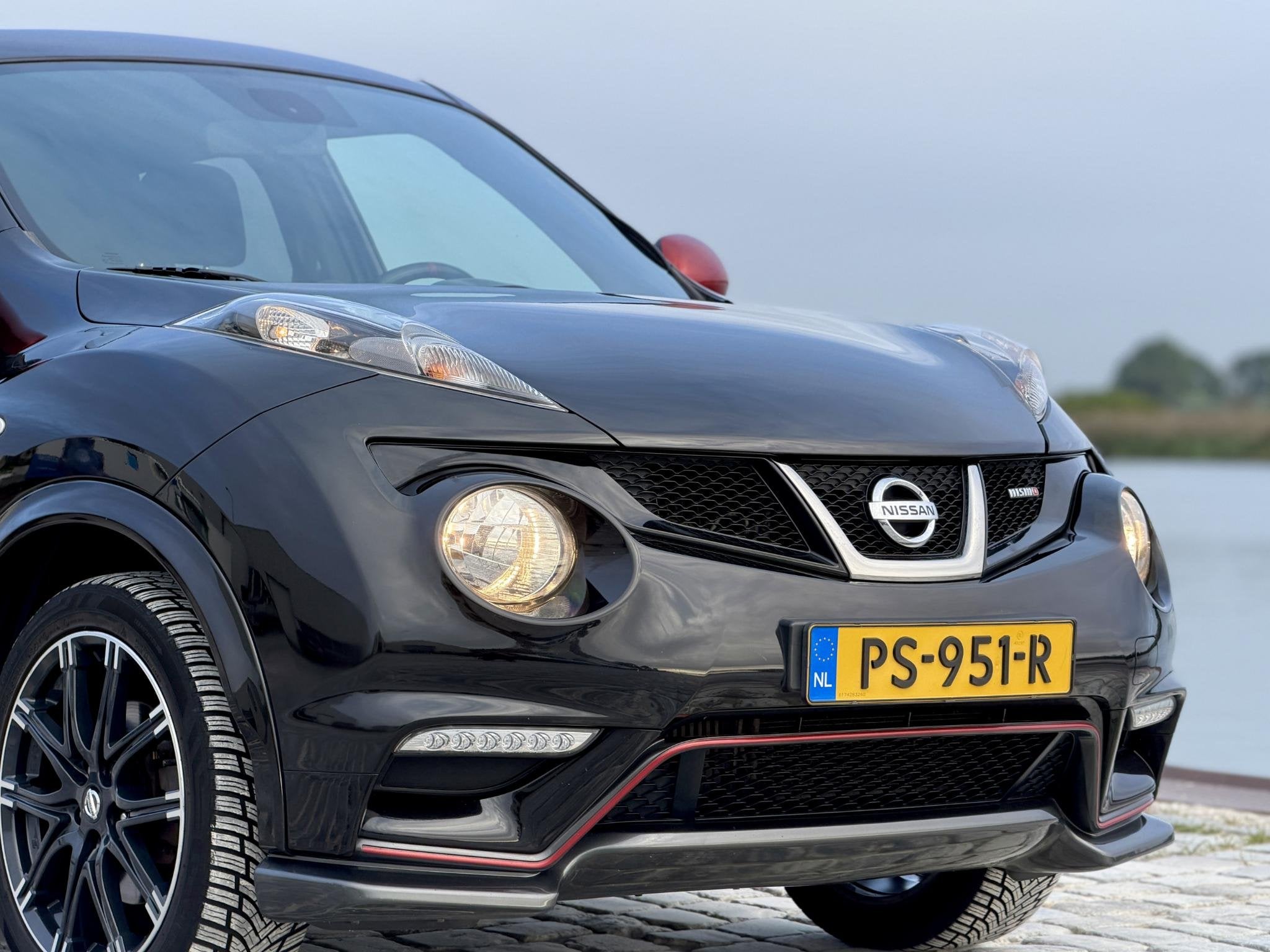 Nissan Juke 1.6 Turbo NISMO 200 PK|Carplay,Camera,Stoel vw., Auto's, Voorwielaandrijving, 1618 cc, Gebruikt, 1225 kg