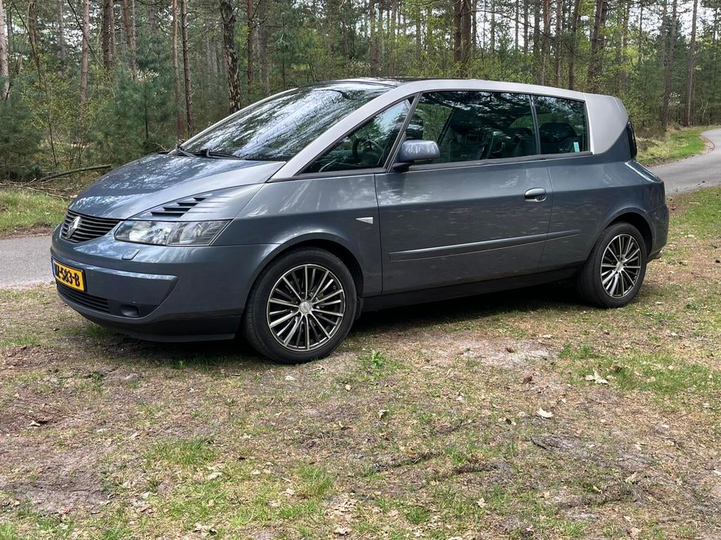 Renault Avantime 3.0 V6 Privilege  AUT 2003 Grijs, Auto's, USB, Avantime, Leder, Grijs