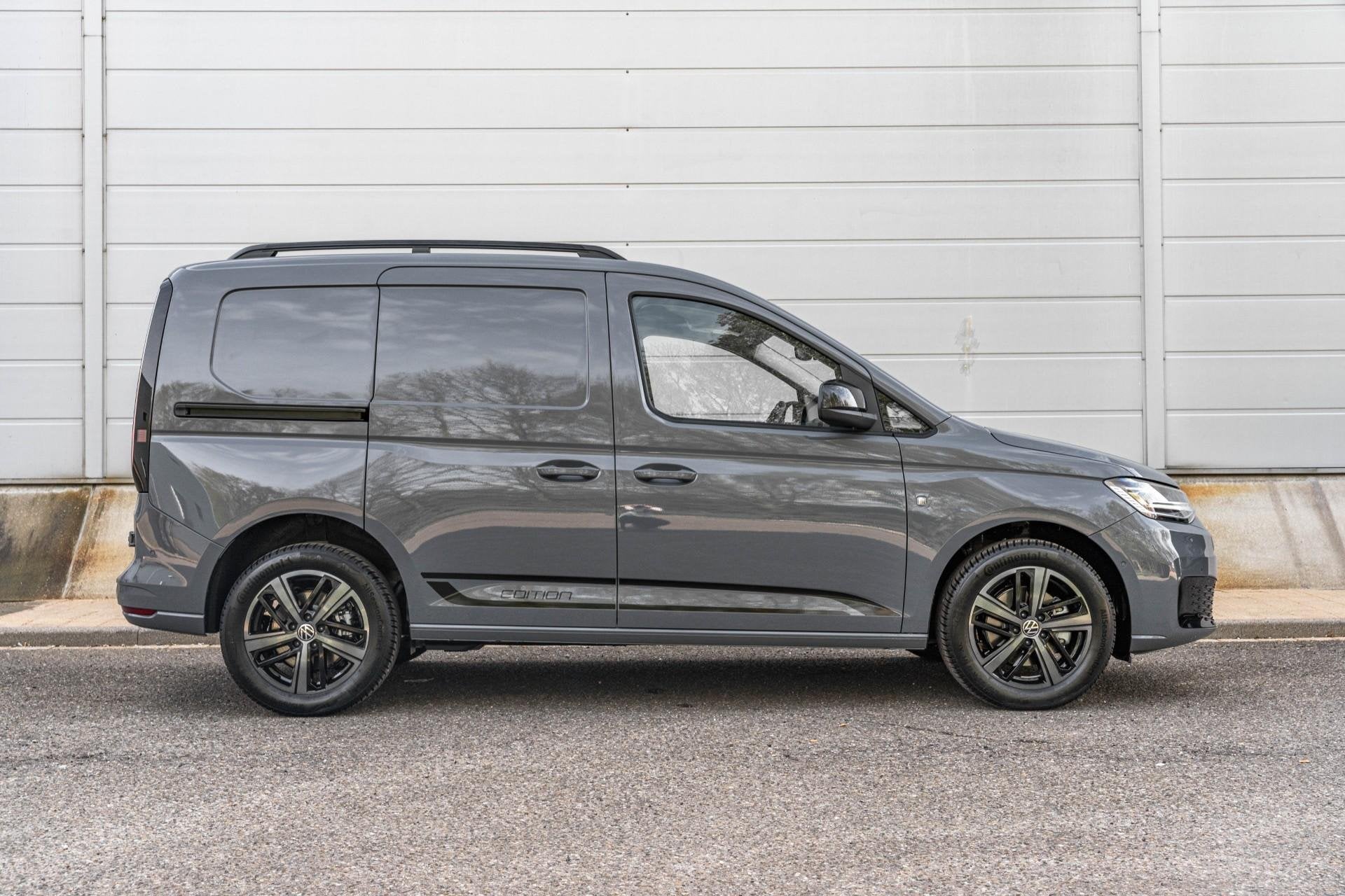 Volkswagen Caddy Cargo 1.5 TSI 150pk Hybride DSG Limited Edi, Auto's, Bestelauto's, 12 maanden, Stof, 1498 cc, 4 cilinders