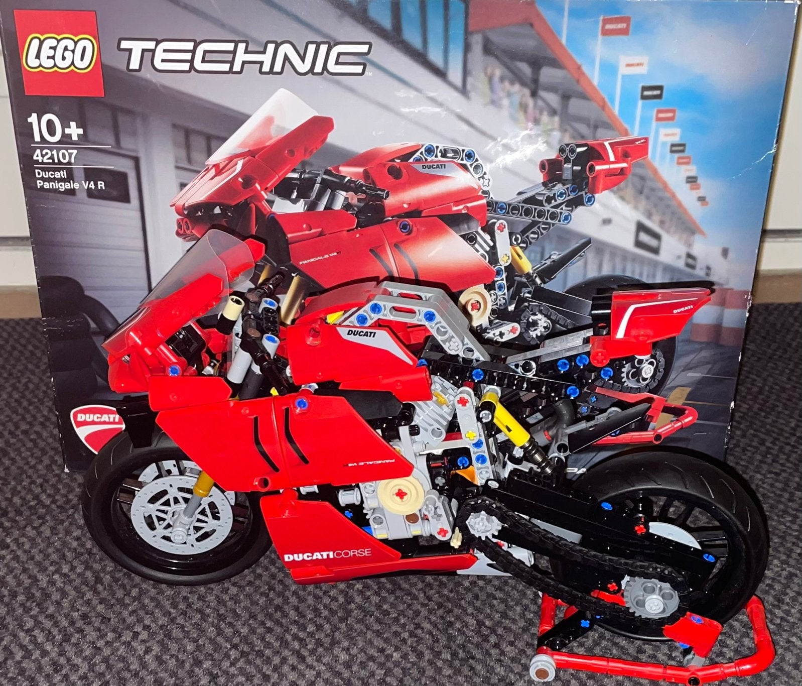 Legoset 42107, Ophalen of Verzenden, Zo goed als nieuw
