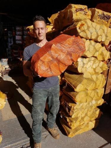 mooi jumbo netten haardhout, Minder dan 3 m³, Ophalen of Verzenden, Elzenhout, Blokken