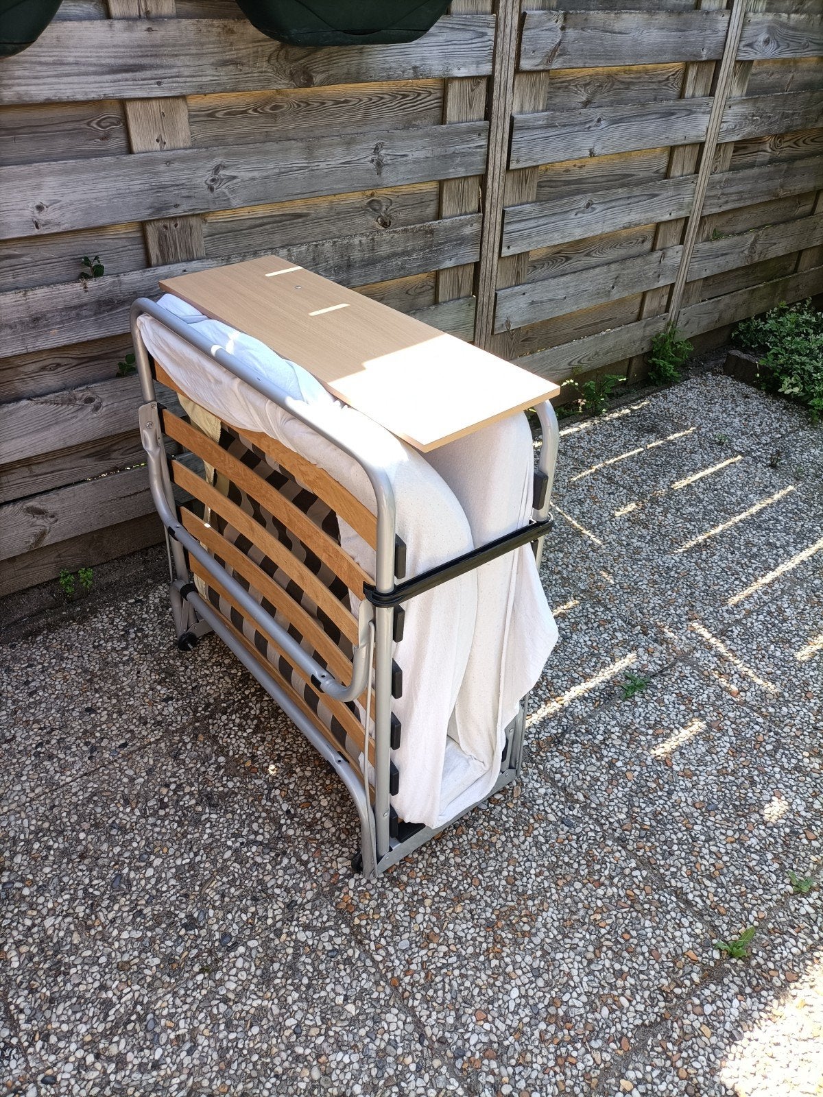 Te koop opklapbed, Ophalen