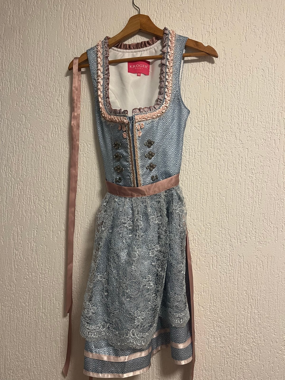 Kruger Dirndl - Lichtblauw met Roze accenten, Blauw, Ophalen of Verzenden, Zo goed als nieuw, Maat 34 (XS) of kleiner