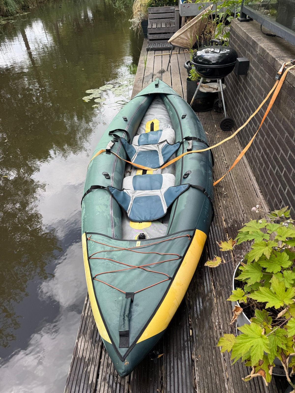 Decathlon 2-persoons kajak (poetsbeurt nodig), Watersport en Boten, Kajaks, Ophalen, Opblaasbaar, Gebruikt, 2-persoons