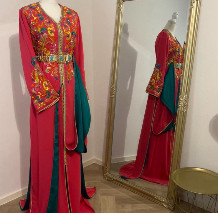 Prachtige takchita te koop, Kleding | Dames, Gelegenheidskleding, Ophalen of Verzenden, Zo goed als nieuw, Maat 46/48 (XL) of groter