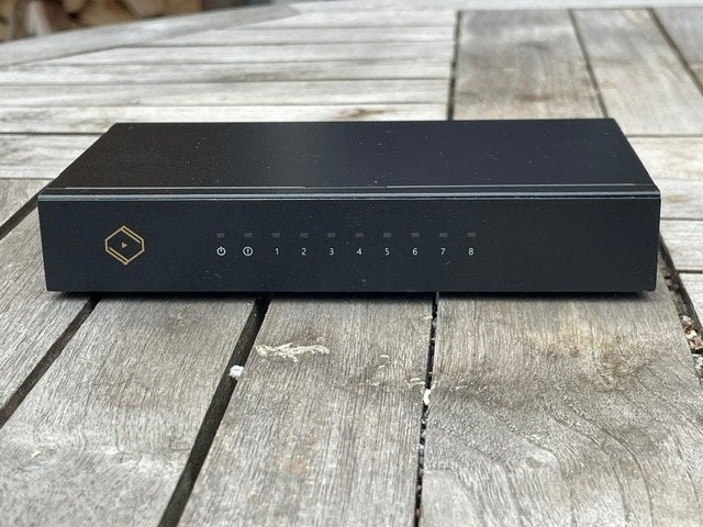 SILENT ANGEL BONN  N8, Computers en Software, Netwerk switches, Ophalen of Verzenden, Zo goed als nieuw
