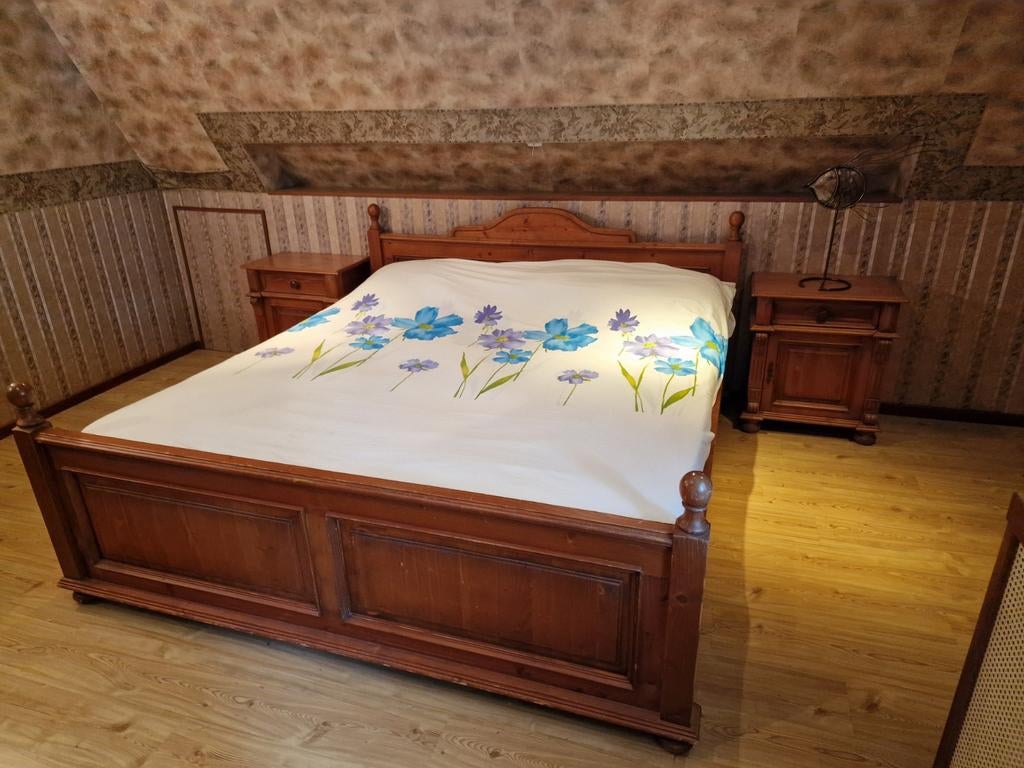 Complete slaapkamer. bed+ kast + nachtkastjes 2x, Huis en Inrichting, Slaapkamer | Complete slaapkamers, Ophalen, Gebruikt, Tweepersoons