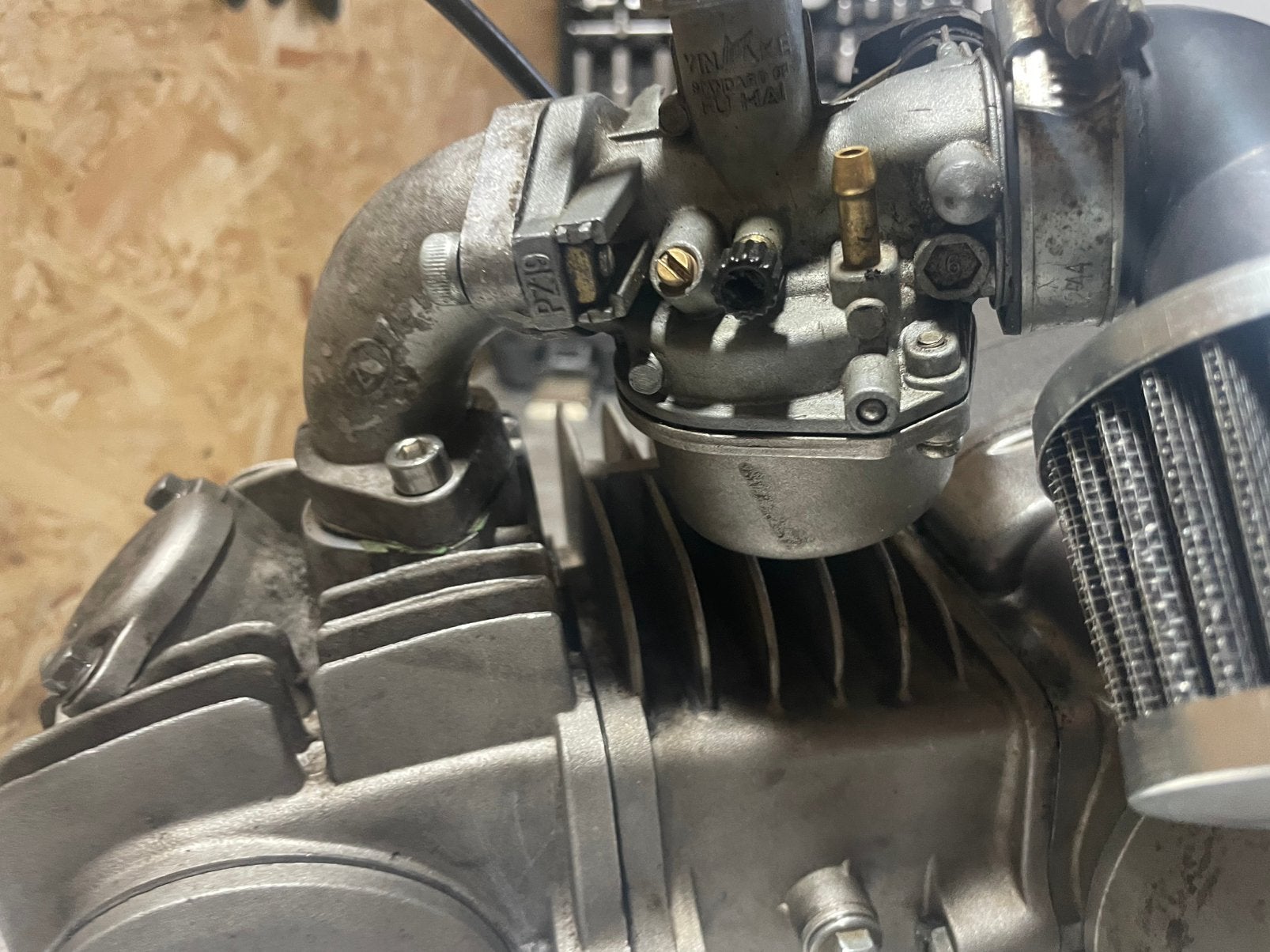 Carburateur met spruitstuk, Ophalen of Verzenden, Gebruikt, Carburateur