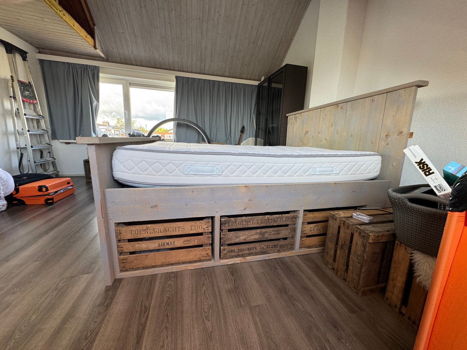 Steigerhouten bed, Huis en Inrichting, Ophalen, Steigerhout, Tweepersoons, 200 cm