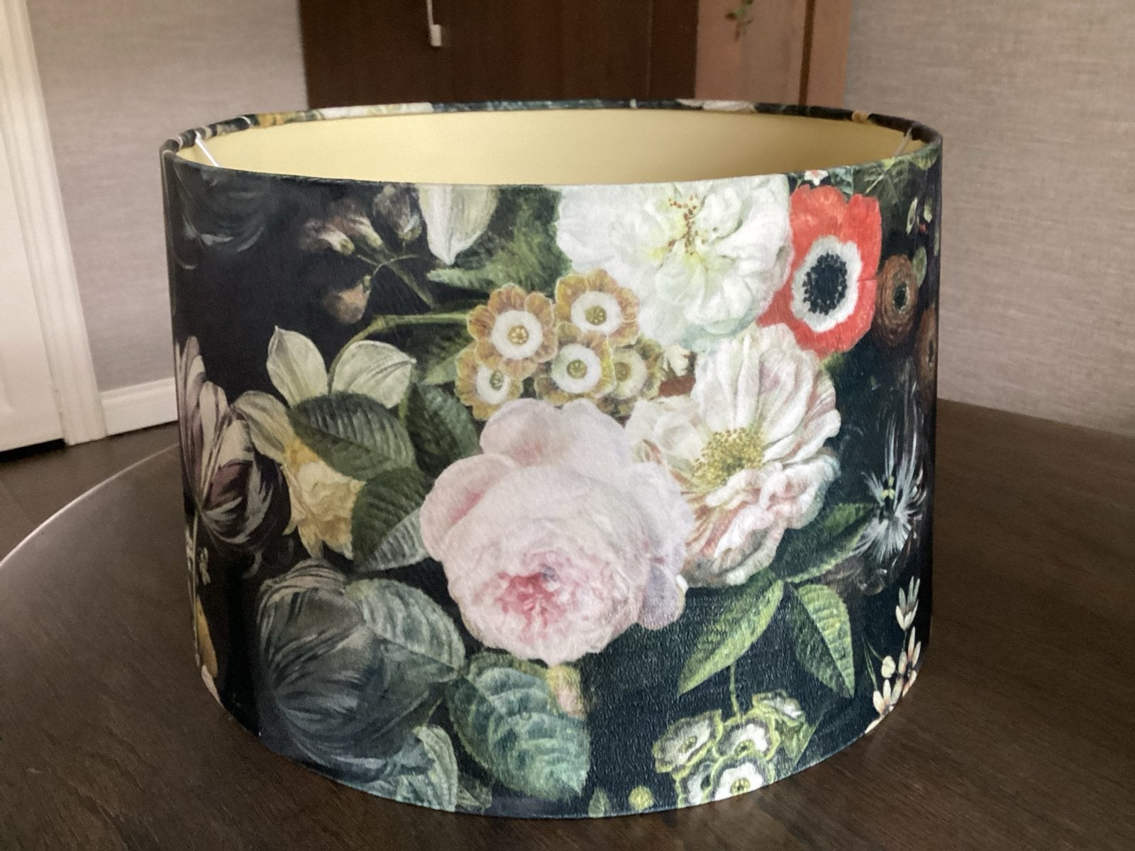 Gebloemde lampenkap - Zo goed als nieuw, Huis en Inrichting, Ophalen, 25 tot 50 cm, Rond, Zo goed als nieuw