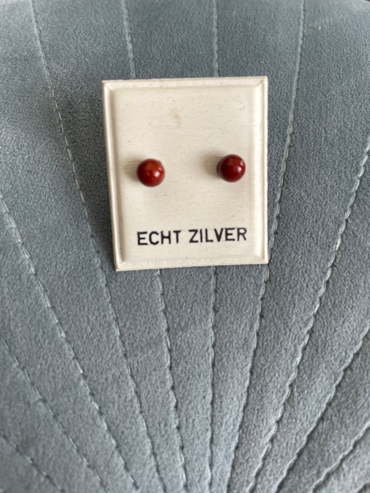 Echt Zilveren Oorbellen met Rode Steentjes, Sieraden, Tassen en Uiterlijk, Gebruikt, Ophalen of Verzenden, Met edelsteen, Knopjes of Stekers