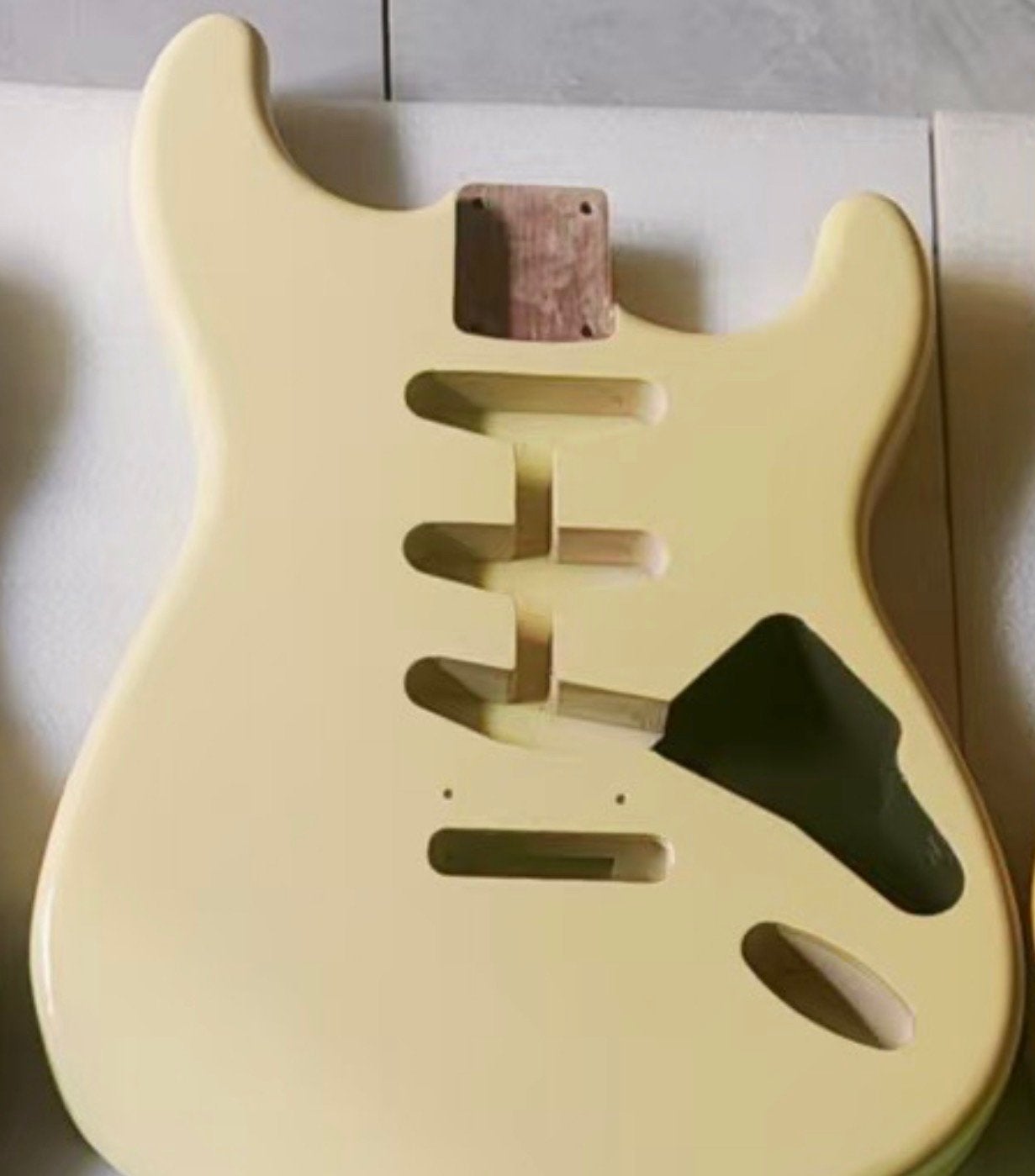 Stratocaster body “Vintage White Nitro high gloss 2 deel els, Verzenden, Geen, Geen, Jpsg
