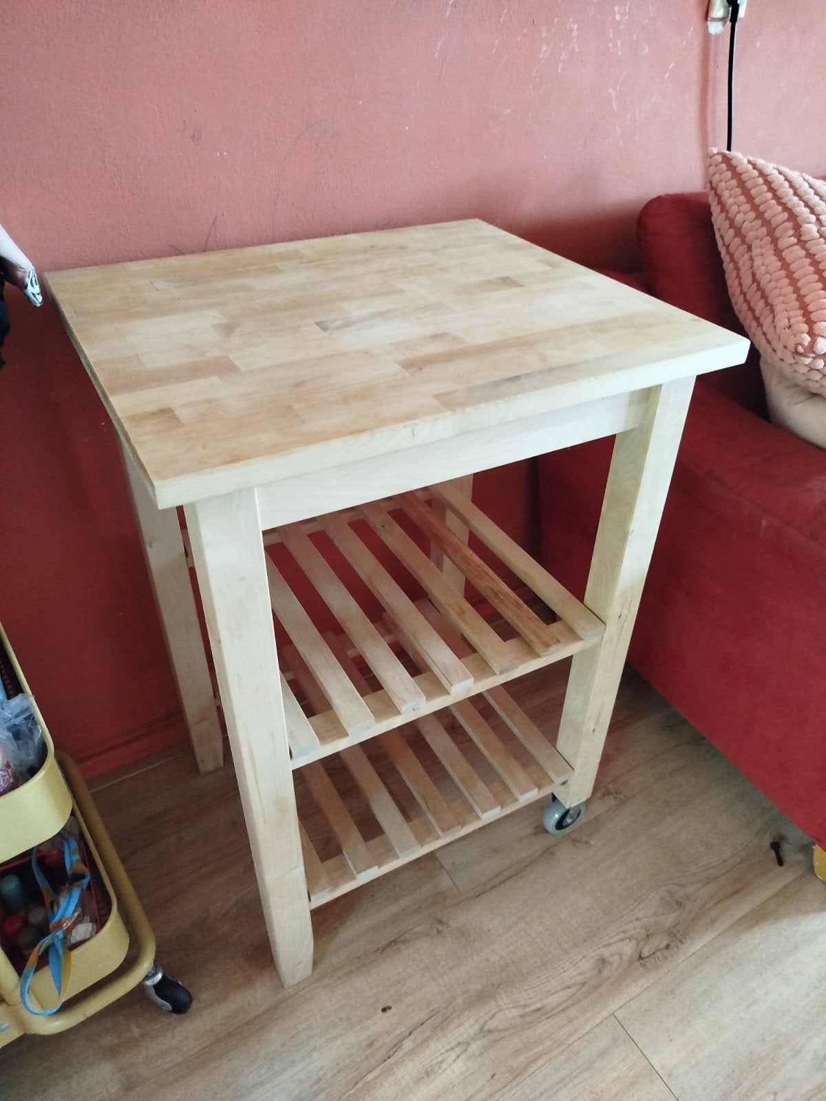IKEA Keukentrolley / Keukeneiland met wielen, Huis en Inrichting, Gebruikt, Hout, IKEA, Keukentrolley