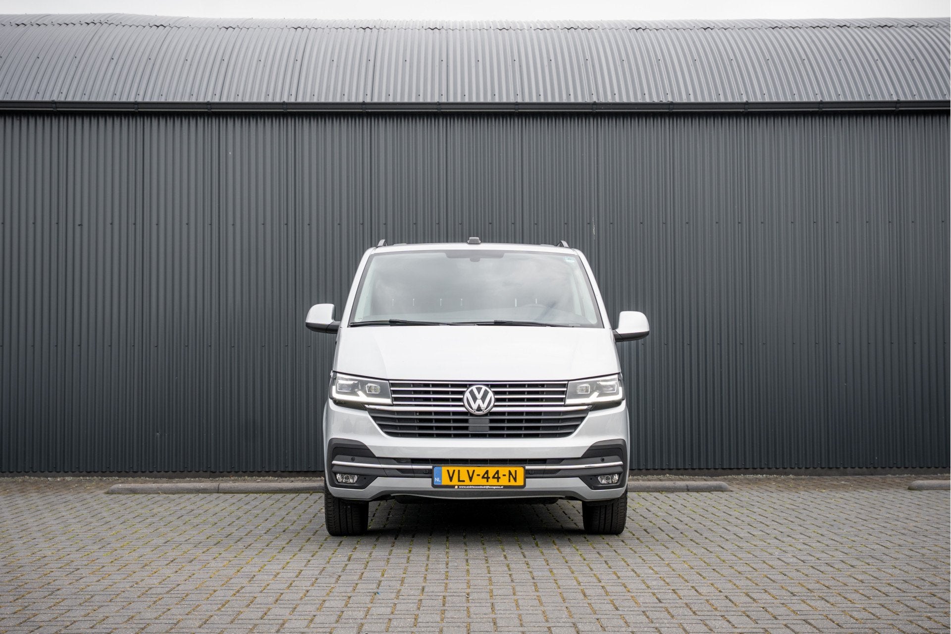 Volkswagen Transporter T6.1 Bulli 2.0 TDI L1H1 | Virtual coc, Stof, Gebruikt, 4 cilinders, 150 pk