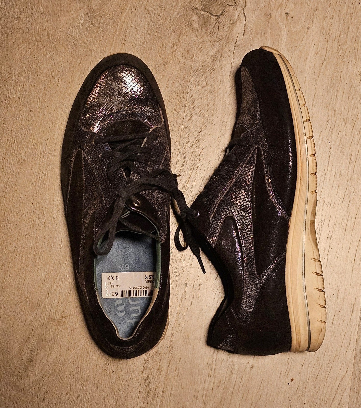 Durea 6263 Sophie sneakers zwart suède wijdte K 6,5 40, Kleding | Dames, Durea, Zwart, Ophalen of Verzenden, Sneakers of Gympen