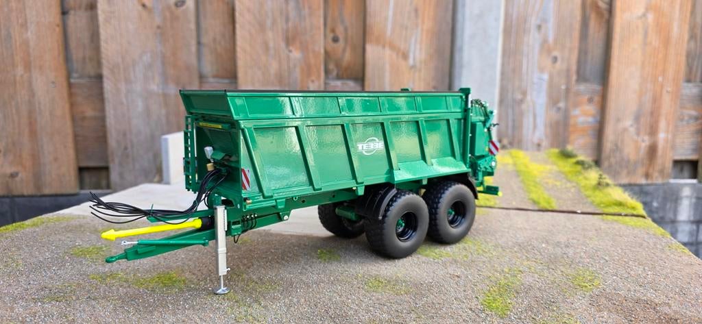 Verbouwde Tebbe HS 240 tandem asser meststrooier 1:32, Ophalen of Verzenden, Nieuw, Tractor of Landbouw, Overige merken