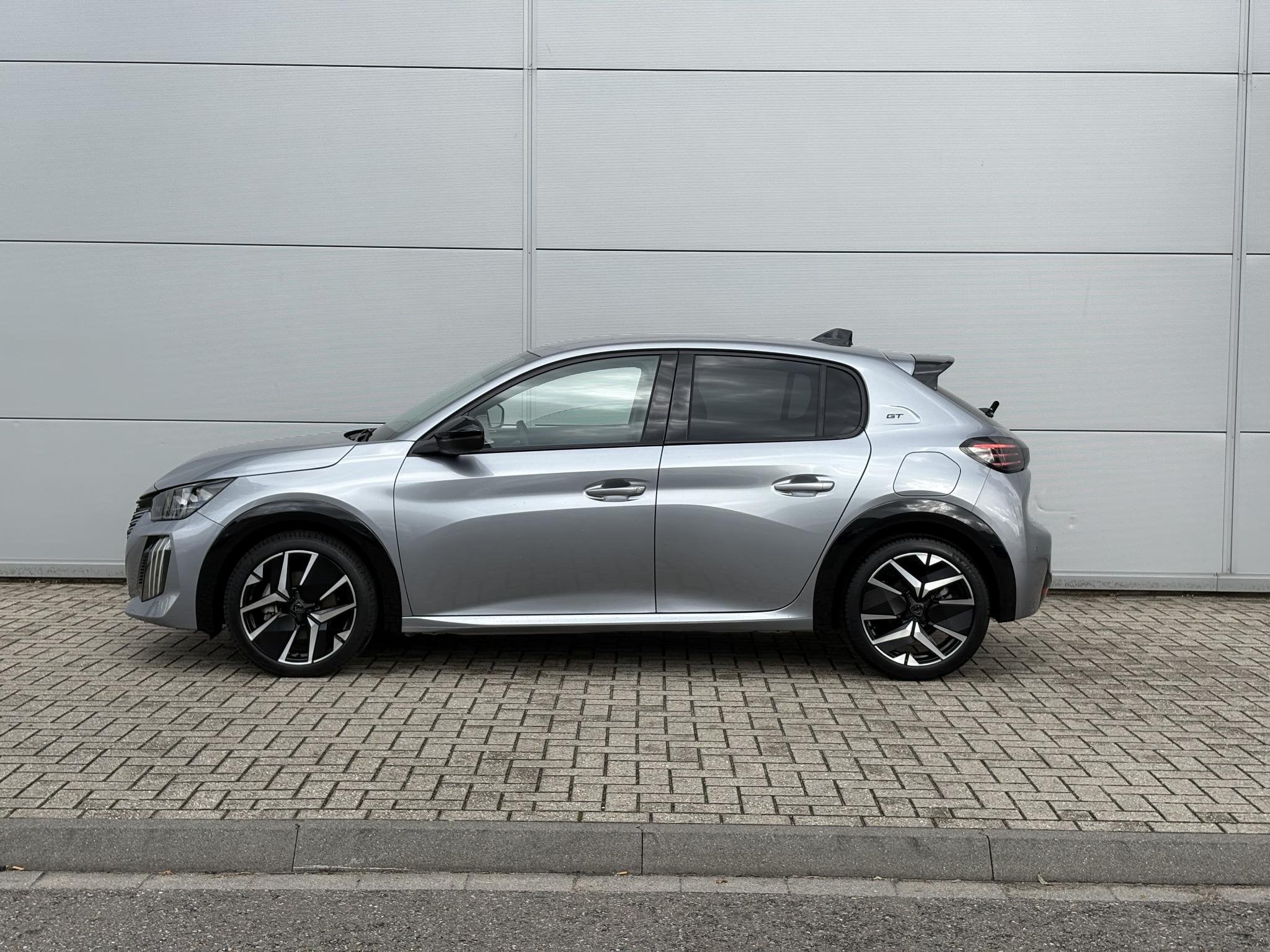 Peugeot 208 1.2 Hybrid 100 e-DCS6 GT | Camera | Cruise Contr, Auto's, 12 maanden, 1195 kg, Gebruikt, Euro 6