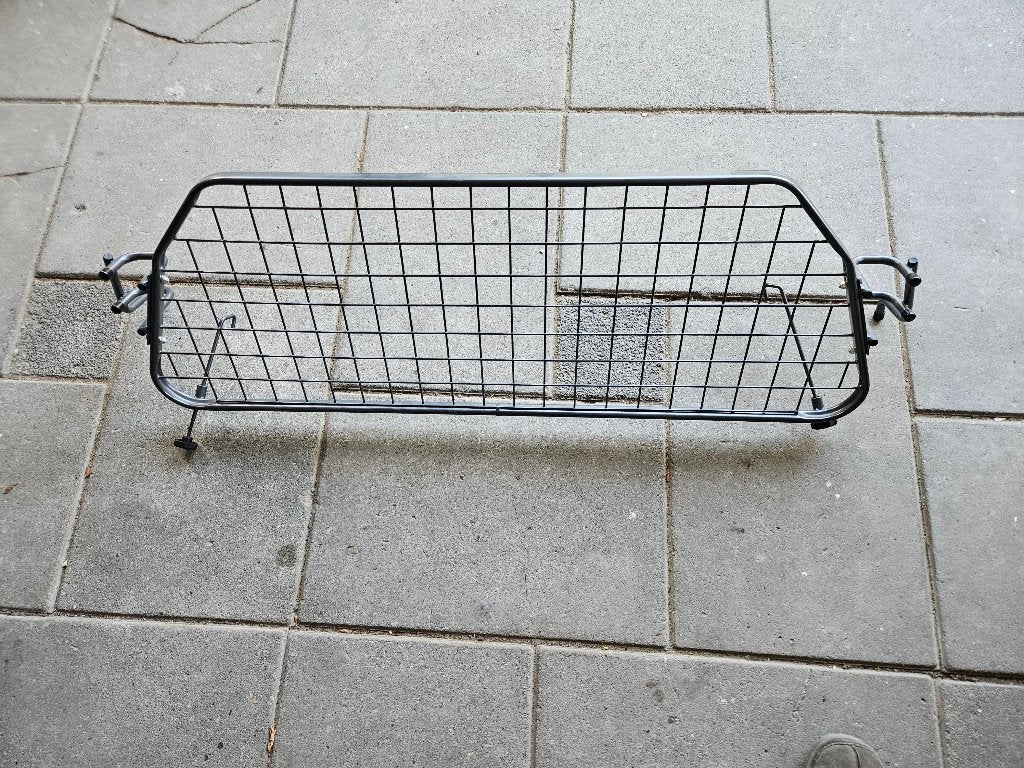 Hondenrek voor opel Astra stationcar van 2009., Ophalen, Zo goed als nieuw