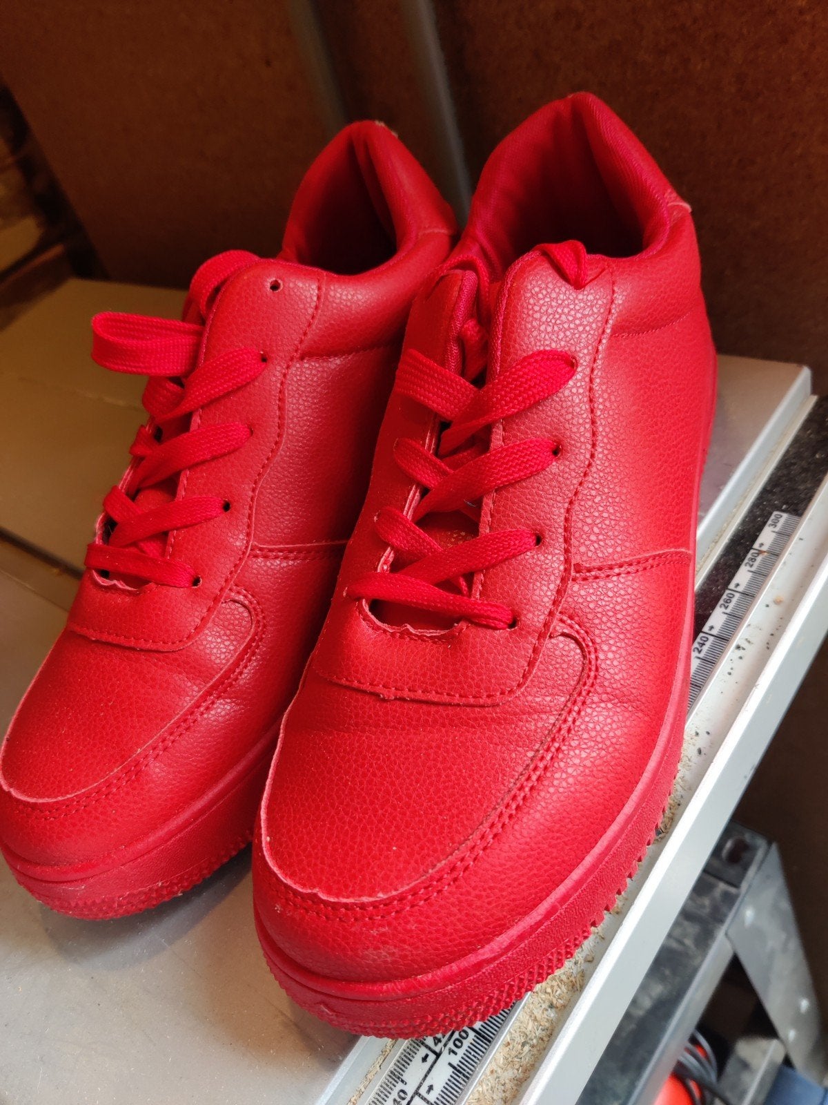Schoenen maat 41, Kleding | Dames, Schoenen, Ophalen of Verzenden, Rood, Sneakers of Gympen, Zo goed als nieuw