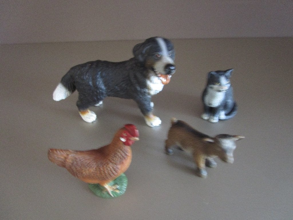 Schleich Hond,poes,kip,, Ophalen of Verzenden, Zo goed als nieuw, Ontdekken
