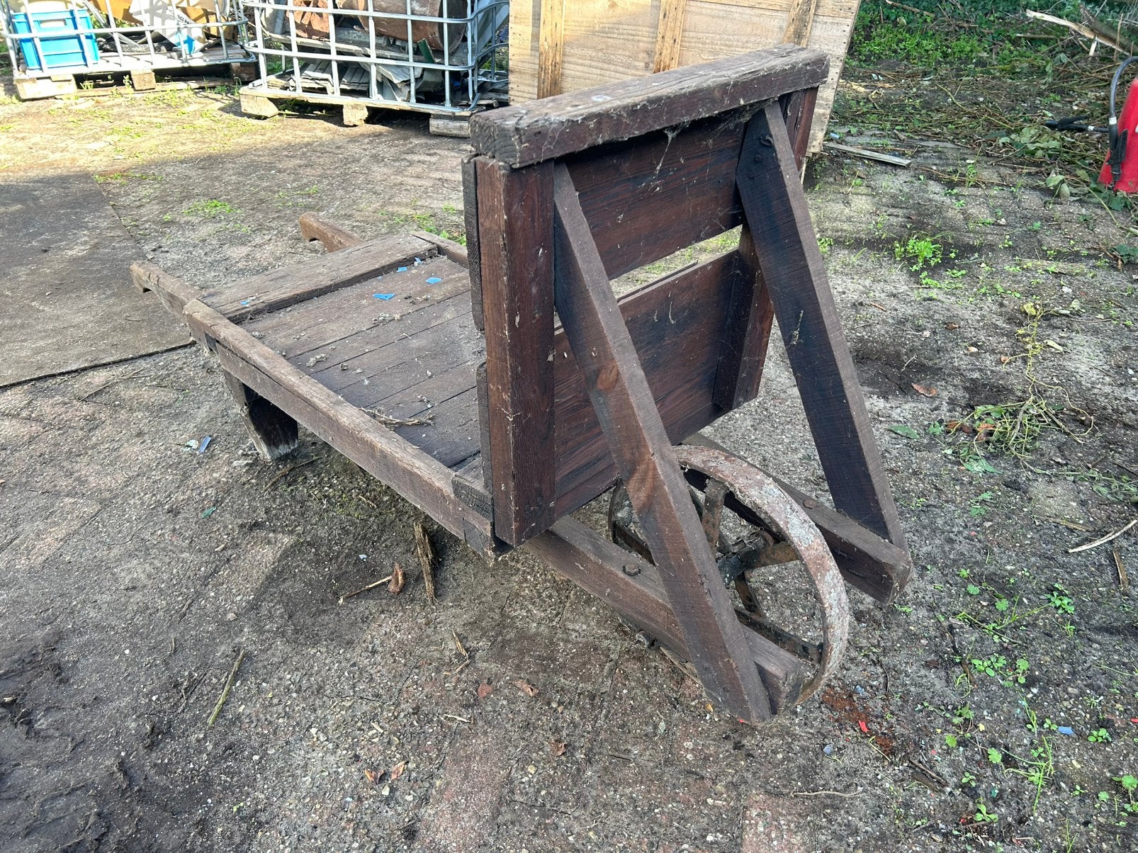 Oude houten handkar met ijzeren wiel – brocante / decoratie, Ophalen, Gebruikt, Handmatig, Eenwielig