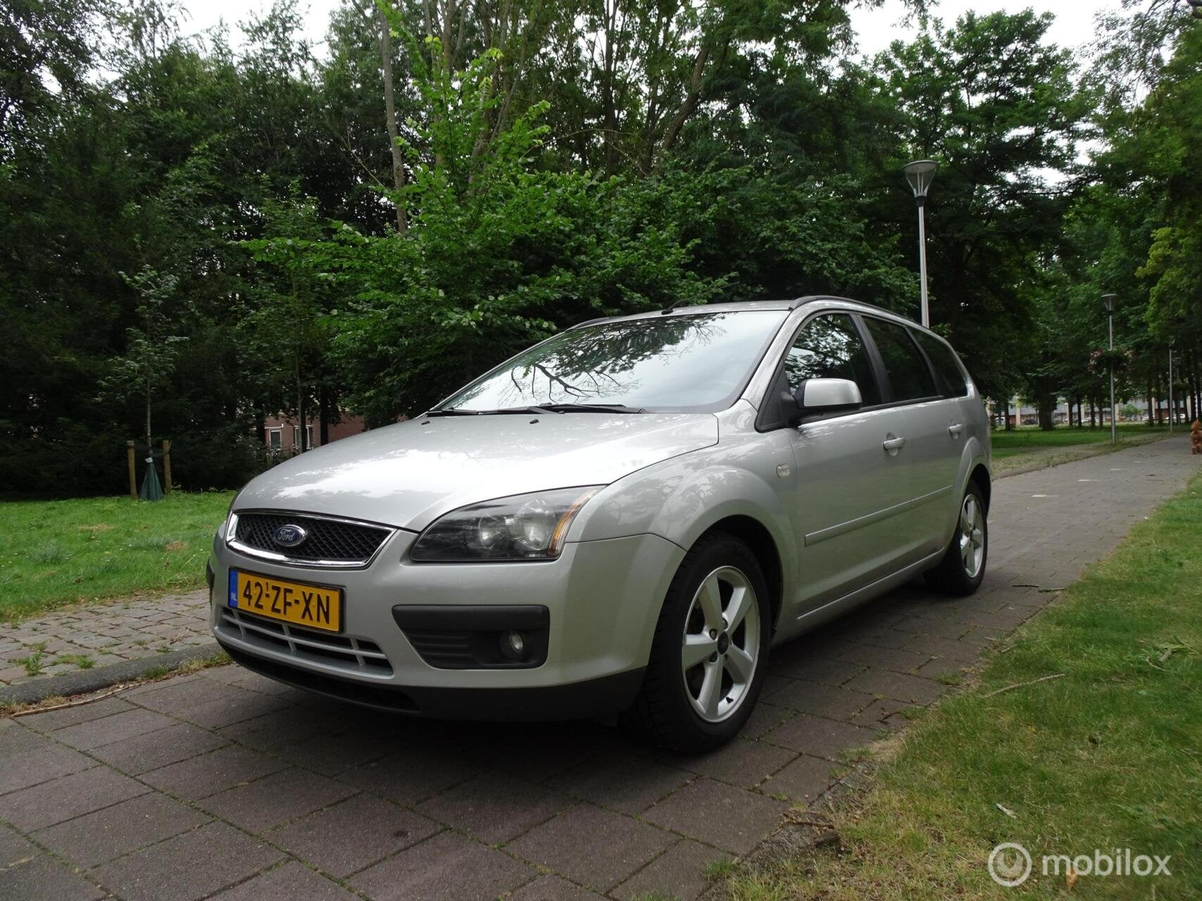 Ford Focus Wagon 1.8-16V Flex.F.|CRUISE CONTROL|AIRCO, Gebruikt, Zwart, 4 cilinders, Handgeschakeld