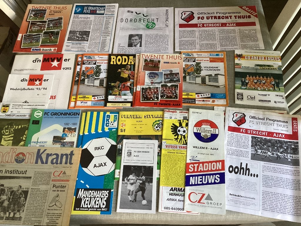 Diverse wedstrijdenprogramma’s Ajax uitwedstrijden 91-94, Verzamelen, Ophalen of Verzenden, Zo goed als nieuw, Ajax, Overige typen