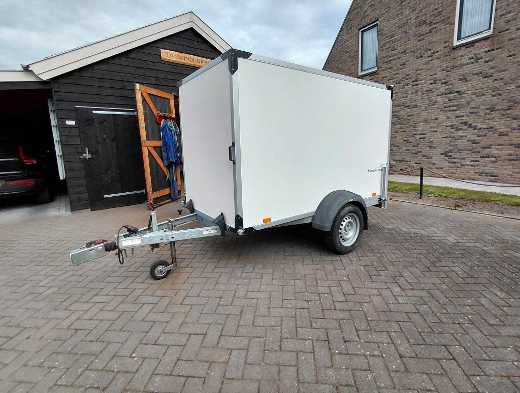 Humbaur Gesloten Aanhanger 1300 kg, Ophalen, Gebruikt