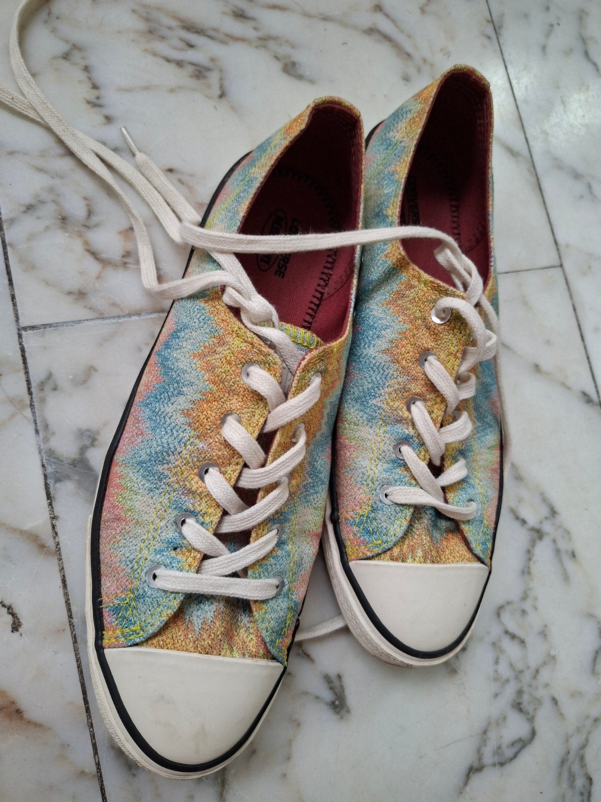 Kleurrijke Sneakers, Ophalen, Overige kleuren, Sneakers of Gympen, Onbekend