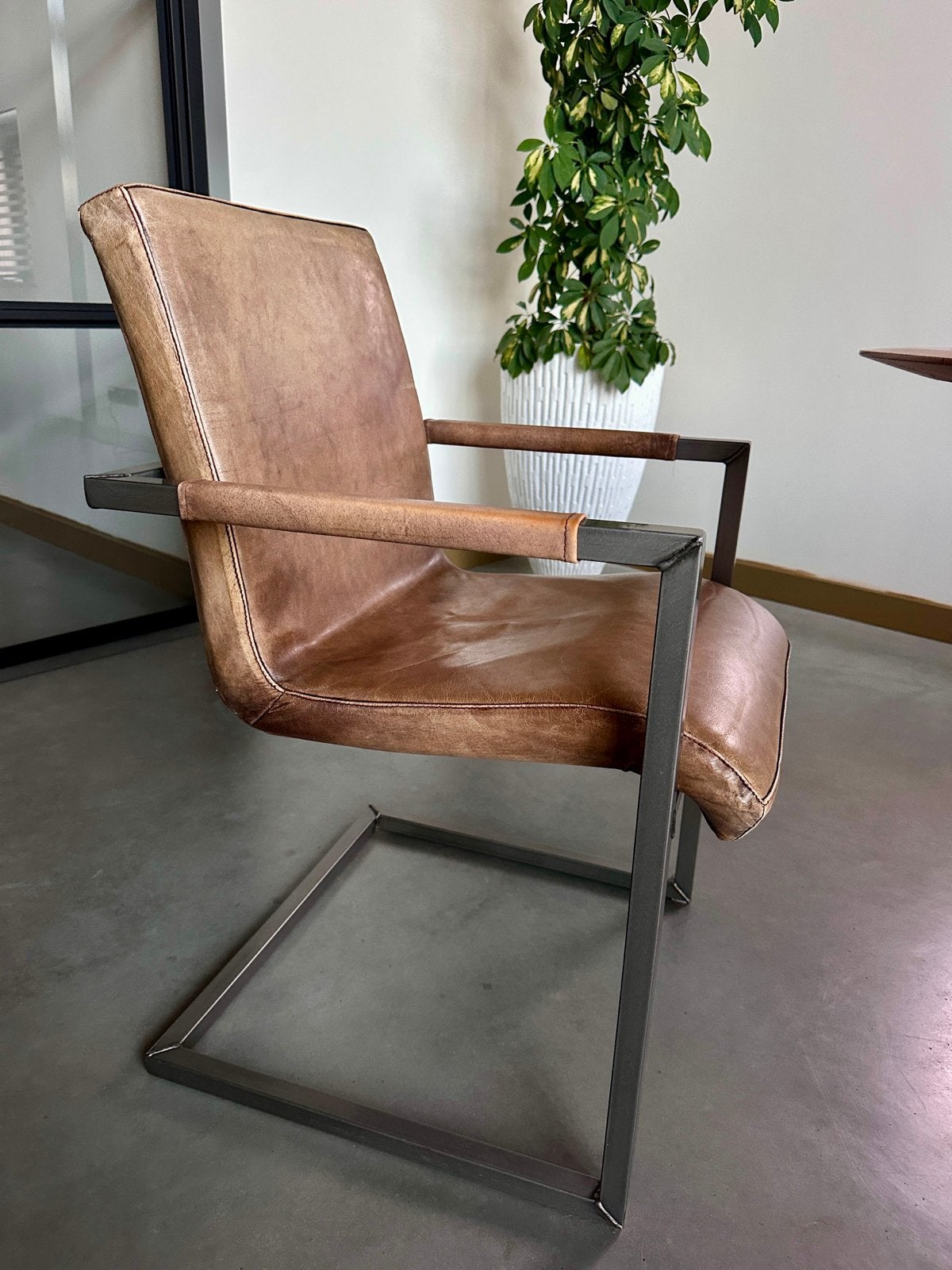 Goossens Sturdy stoel 6 stuks, Ophalen, Bruin, Leer, Zo goed als nieuw