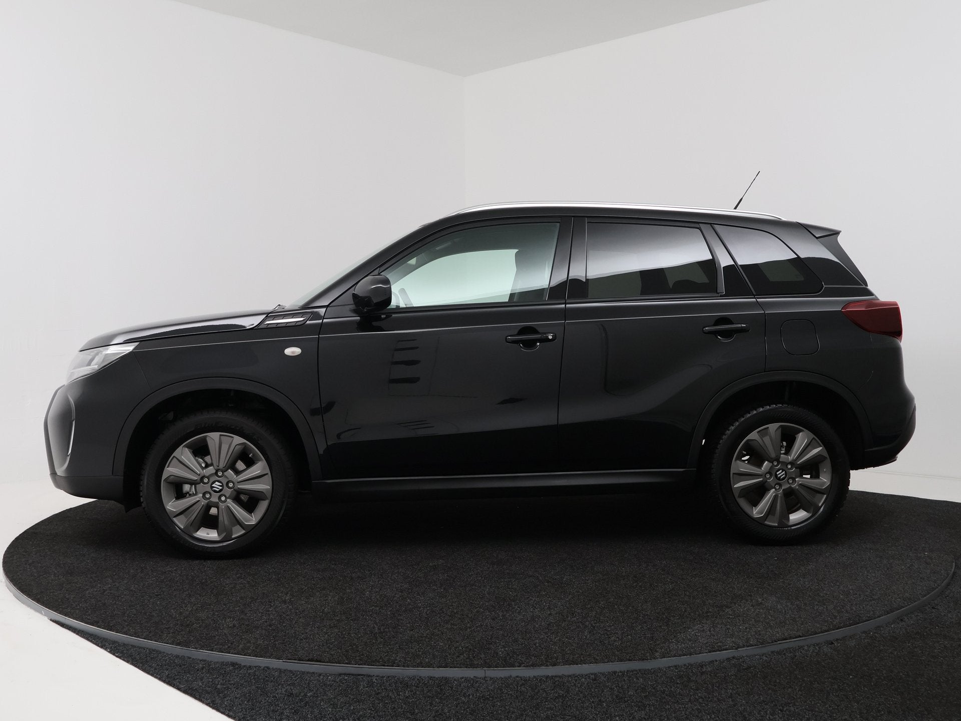 Suzuki Vitara 1.4 Boosterjet Smart Hybrid Select | Automaat, Auto's, Suzuki, 12 maanden, Stof, 4 cilinders, Zwart